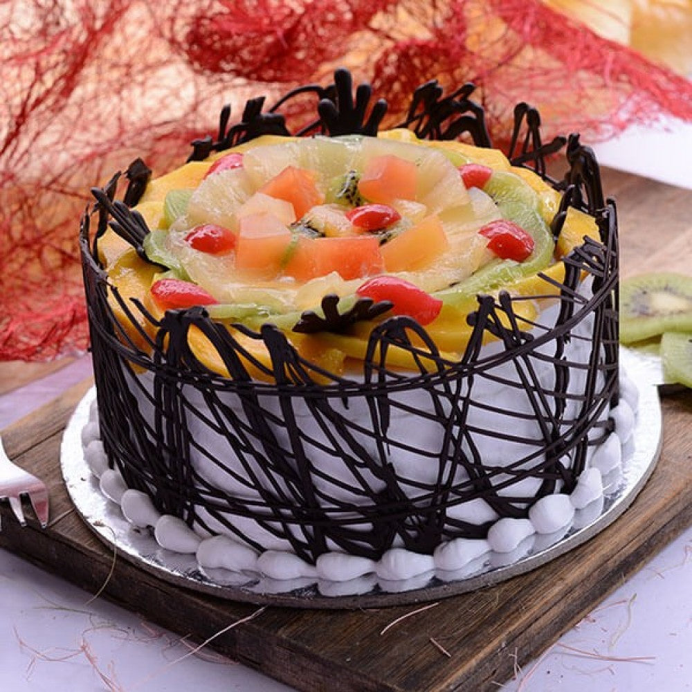 White Cake With Chocolate Glaze With Fruits And Meringues | Medcakes