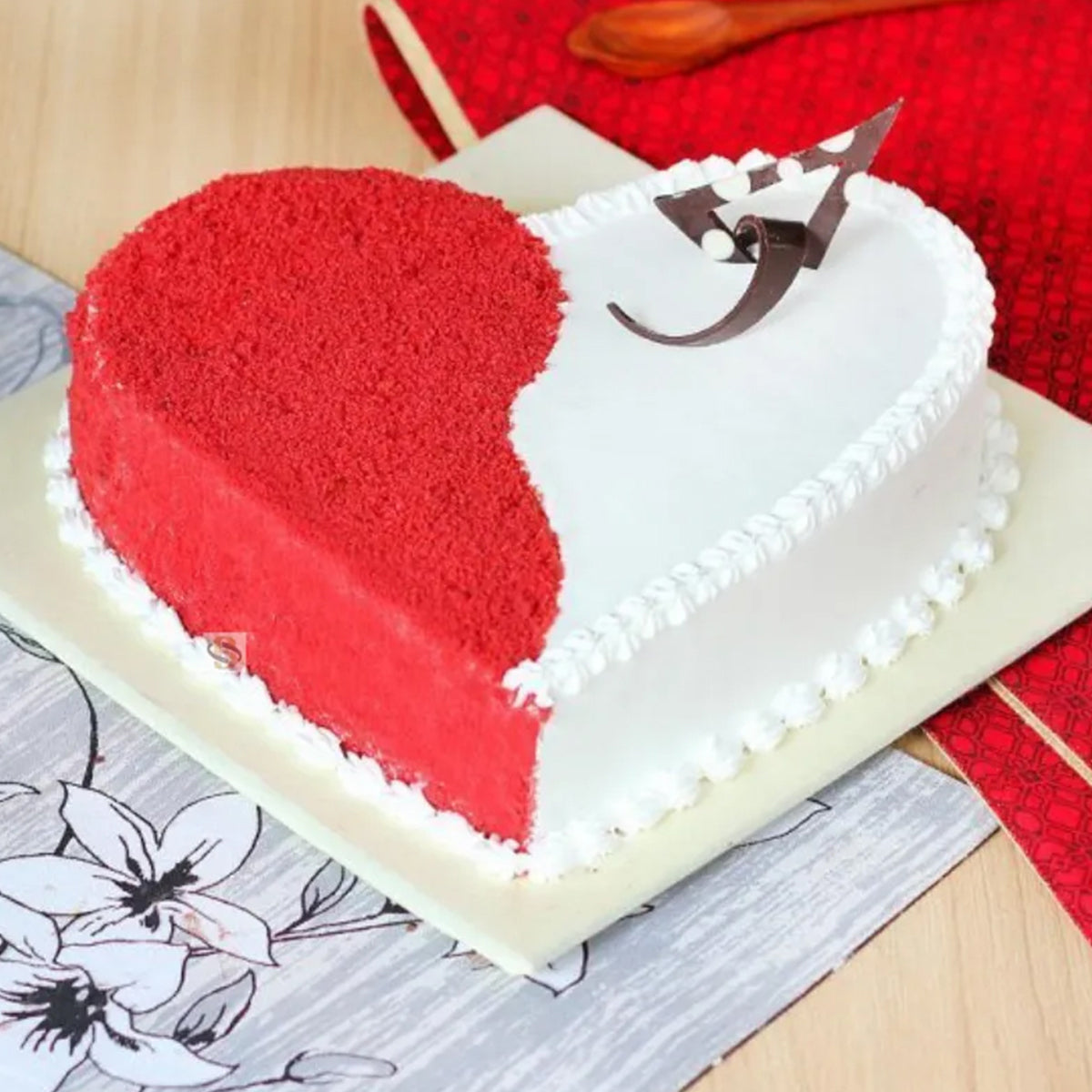 Heart Shaped Photo Cake - Dough and Cream